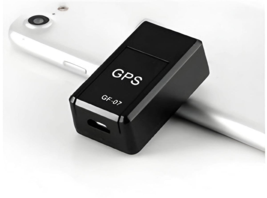Compact Waterproof GPS Tracker with Magnetic Attachment